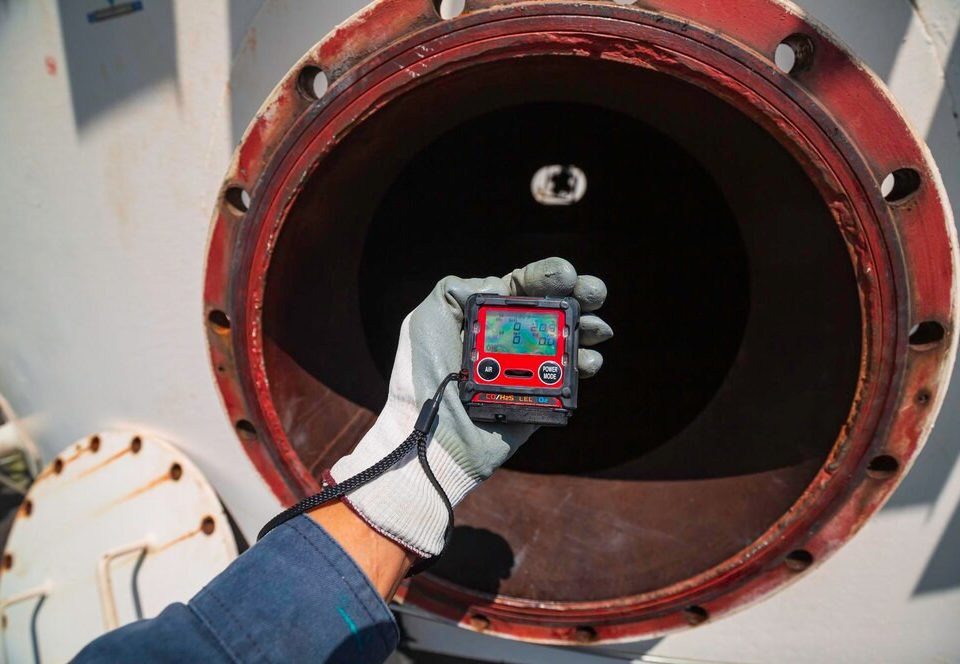 Improving Pipeline Integrity with Advanced Magnetic Particle Inspection 4 improving pipeline integrity with advanced magneti